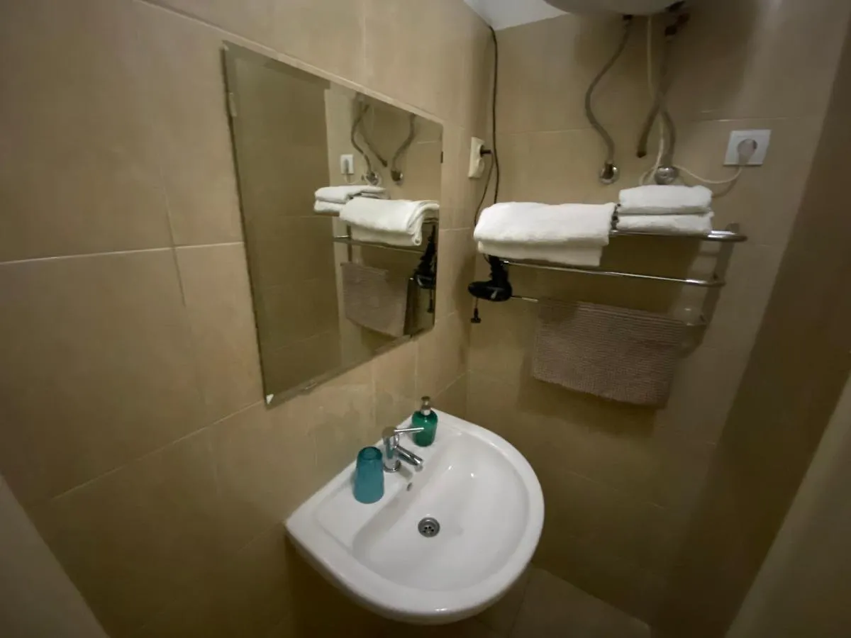 Monolit Budapest Center Guesthouse 0*,  匈牙利