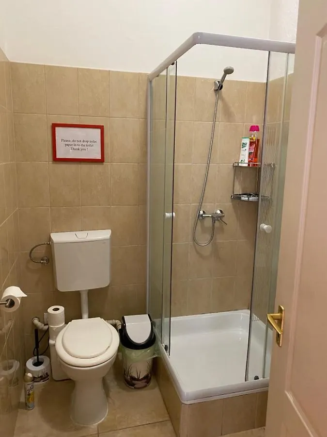 Monolit Budapest Center Guesthouse 匈牙利