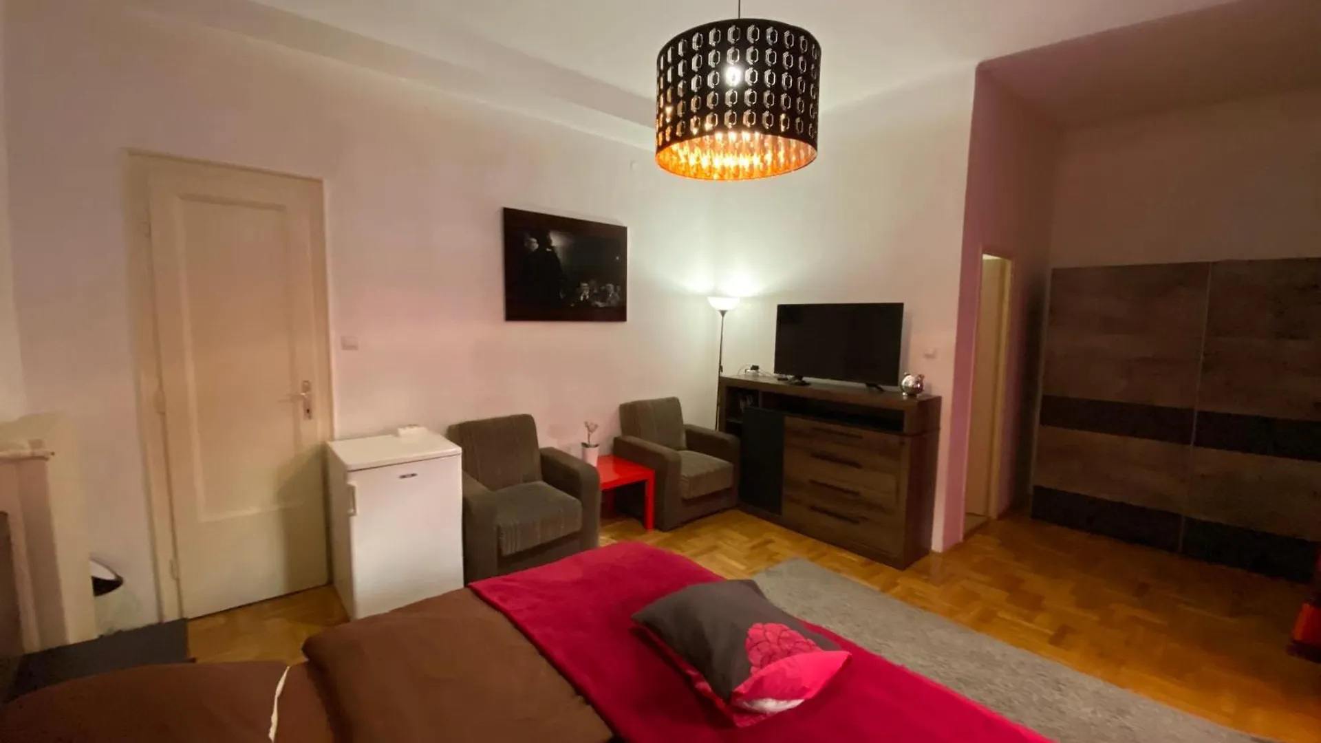 Homestay Monolit Budapest Center Guesthouse